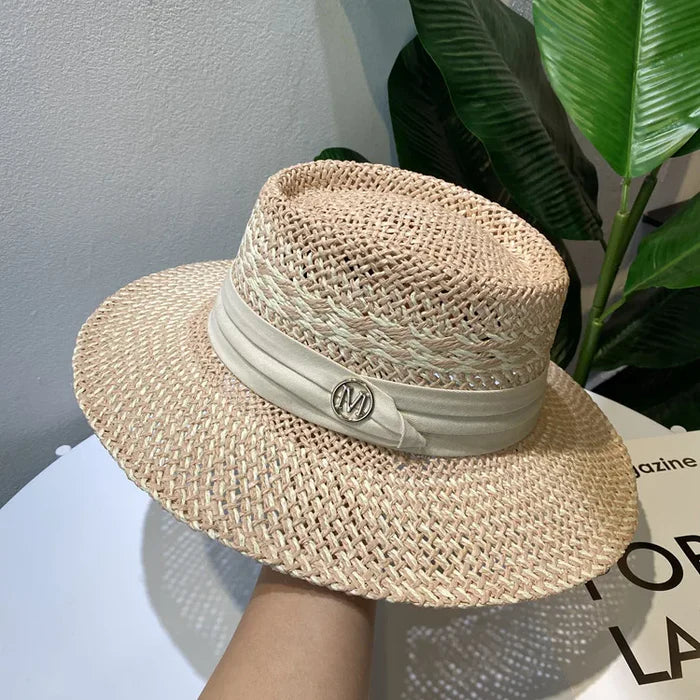 Straw hat - colored ribbon