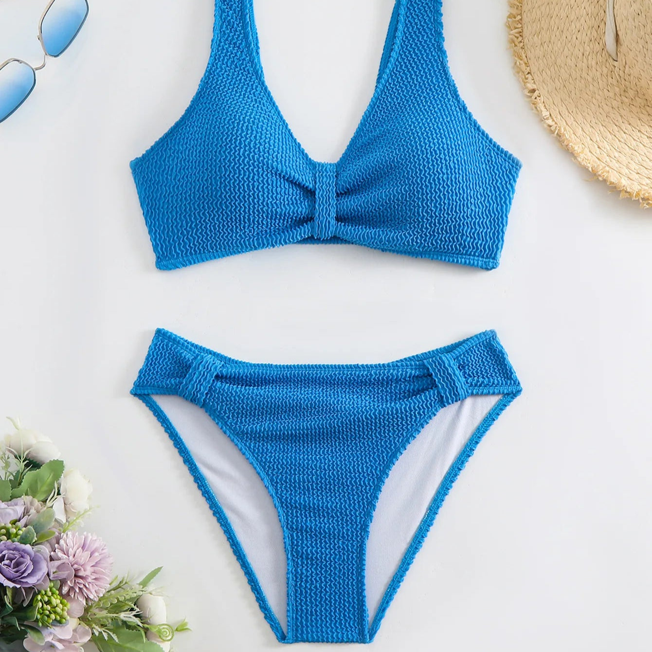 Vera — V-Neck High-Waisted Bikini