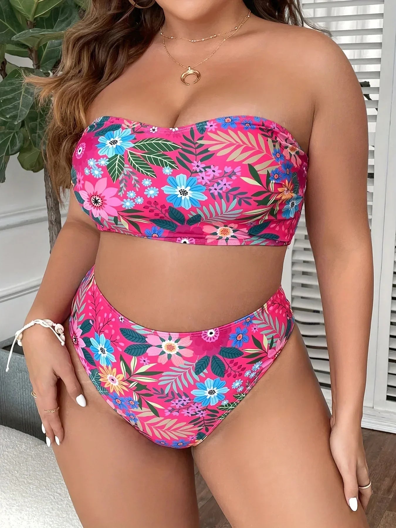 Plus Size Bikini Princess Neckline - Strapless