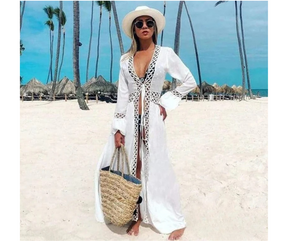 Essential Elegance – Minimalist Beachwear Redefined